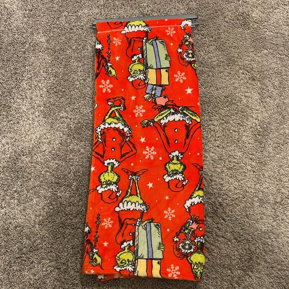 The Grinch Christmas Throw Blanket